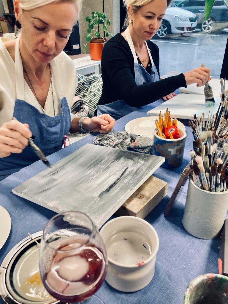 Lõuendilae maalimise töötuba meeskonnale Pärnus